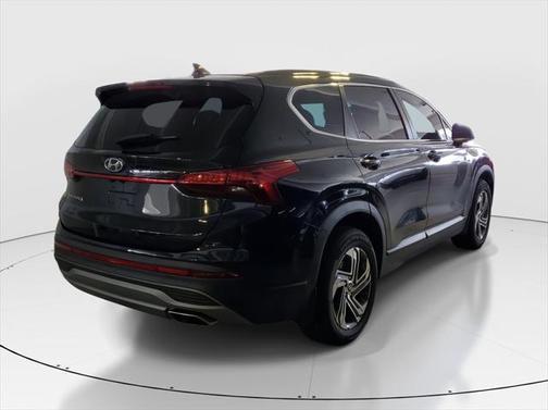 2022 Hyundai SANTA FE SE