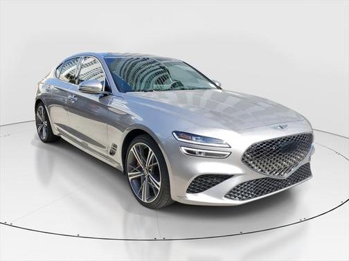 2024 Genesis G70 2.5T RWD