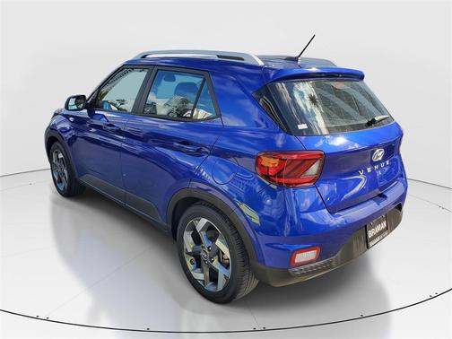 2023 Hyundai VENUE SEL