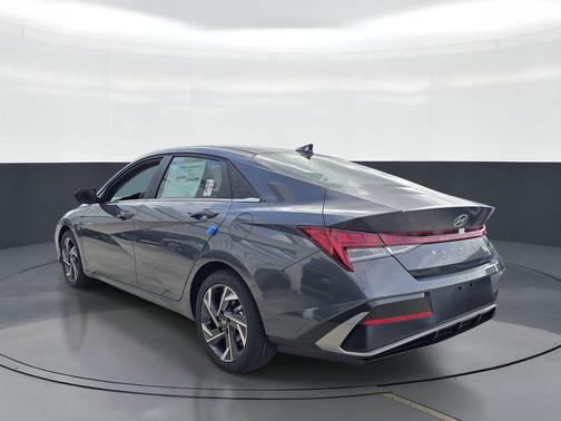 Amazon Gray 2026 Hyundai ELANTRA Limited