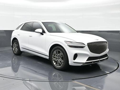 White 2023 Genesis GV70 2.5T Select