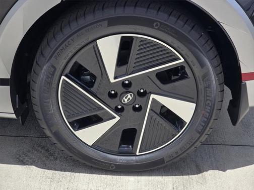 2025 Hyundai IONIQ 5 Limited