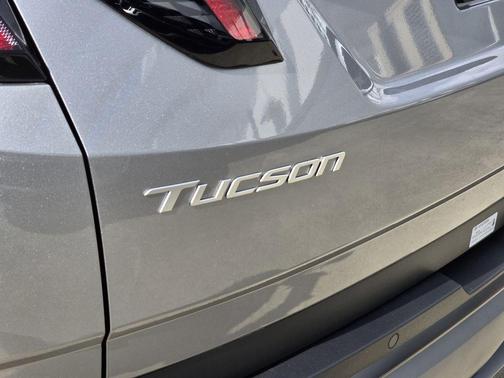 Shimmering Silver 2026 Hyundai TUCSON Limited