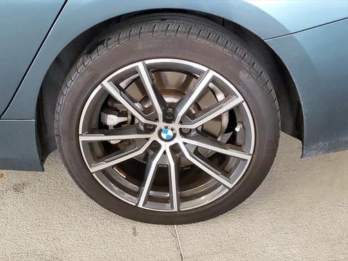 2021 BMW 330e Base