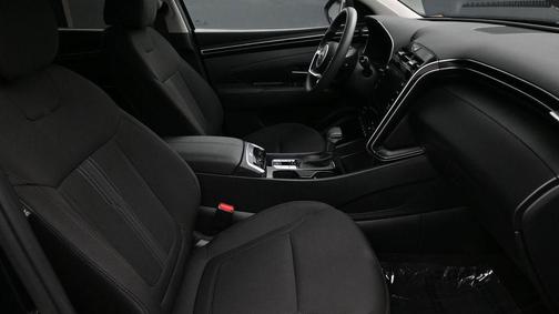 Black Pearl 2024 Hyundai TUCSON SEL