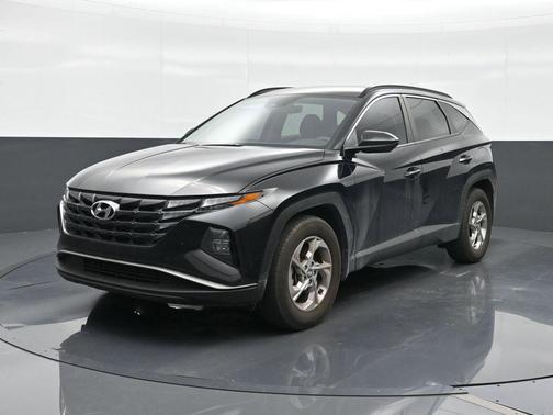 Black Pearl 2024 Hyundai TUCSON SEL