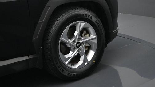 Black Pearl 2024 Hyundai TUCSON SEL