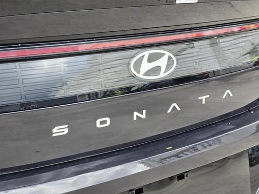 2025 Hyundai SONATA Hybrid SE