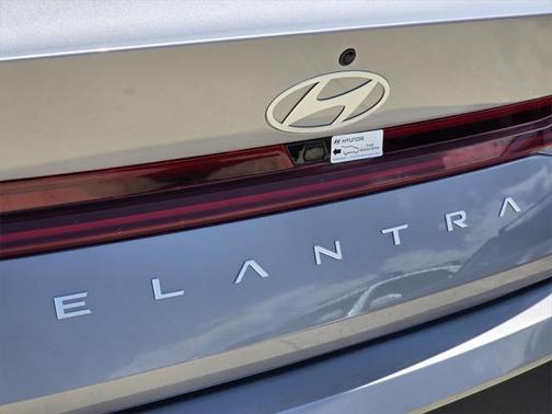 2025 Hyundai ELANTRA HEV Blue