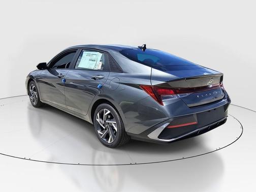 2026 Hyundai ELANTRA HEV Limited