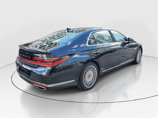 2022 Genesis G90 5.0 Ultimate
