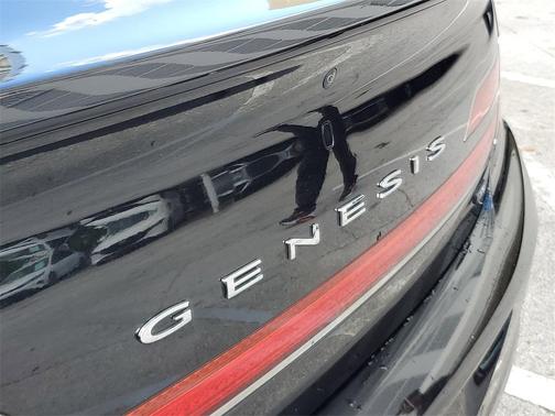 2022 Genesis G90 5.0 Ultimate