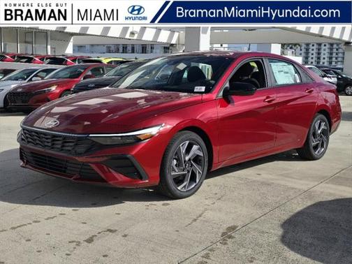 2025 Hyundai ELANTRA SEL