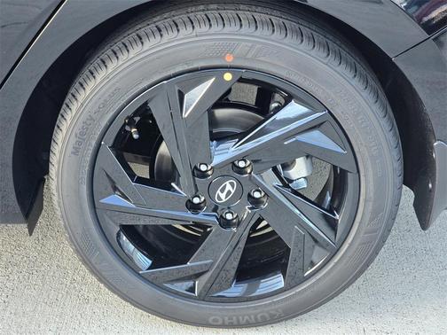 2026 Hyundai ELANTRA Sport