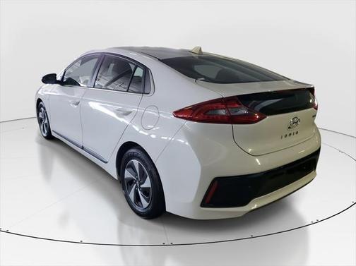 2018 Hyundai IONIQ Hybrid SEL