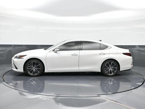 Eminent White Pearl 2023 Lexus ES 350 Luxury