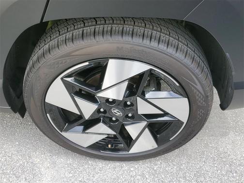 2025 Hyundai KONA Limited