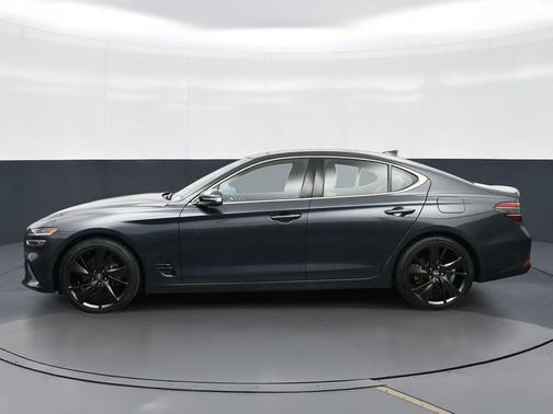 Hallasan Green 2023 Genesis G70 2.0T RWD