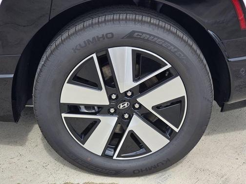 Snow White Pearl 2026 Hyundai IONIQ 9 SEL