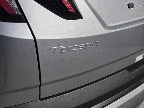 Shimmering Silver 2026 Hyundai TUCSON Hybrid SEL