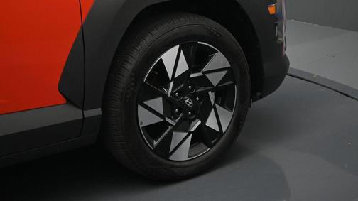 Soultronic Orange Pearl 2025 Hyundai KONA SEL