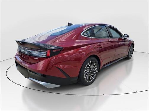 2025 Hyundai SONATA Hybrid SE