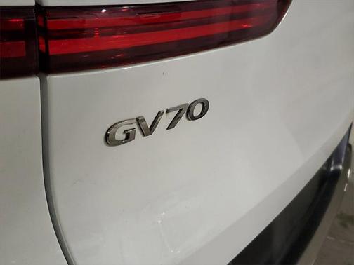 2023 Genesis GV70 2.5T AWD