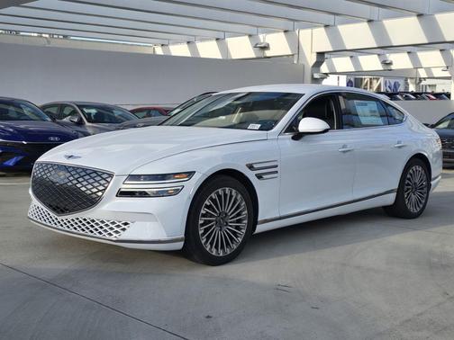 2023 Genesis Electrified G80 Base