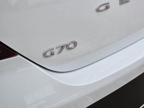 2026 Genesis G70 2.5T RWD Prestige