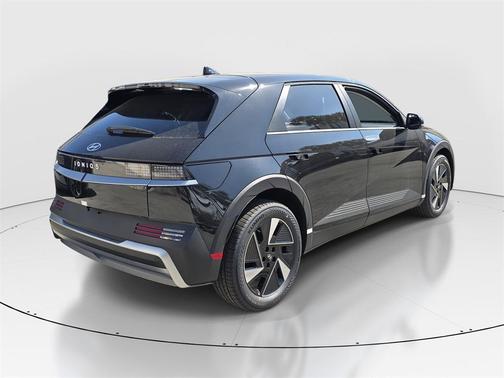 2026 Hyundai IONIQ 5 SE