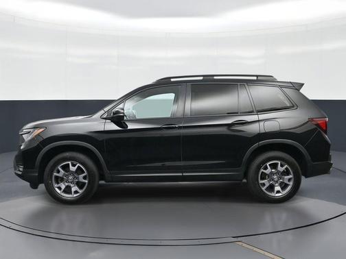 Crystal Black Pearl 2023 Honda Passport AWD TrailSport