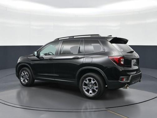Crystal Black Pearl 2023 Honda Passport AWD TrailSport