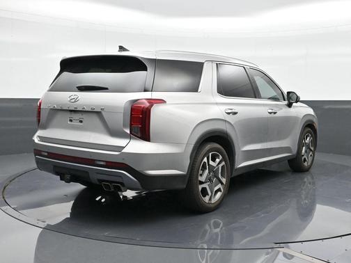 Typhoon Silver 2025 Hyundai PALISADE SEL Premium 8P