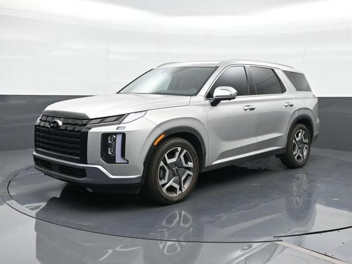 Typhoon Silver 2025 Hyundai PALISADE SEL Premium 8P
