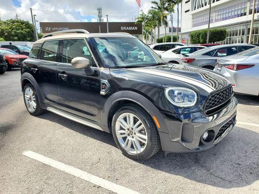2022 MINI Countryman Cooper S