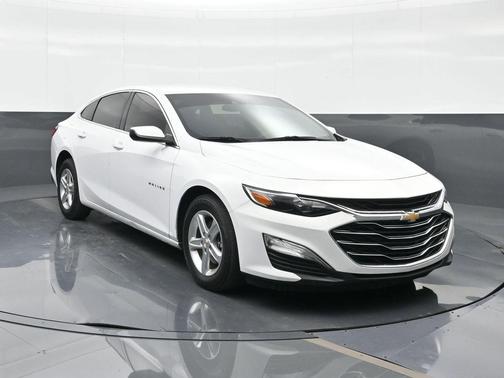 Summit White 2024 Chevrolet Malibu 1LS