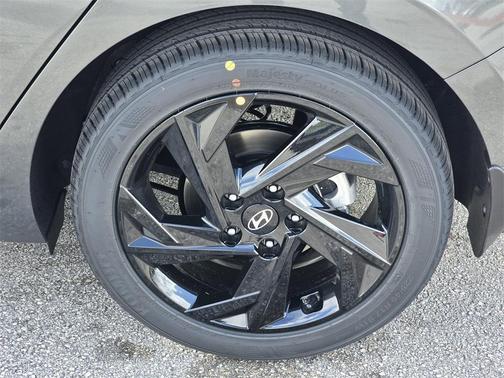 2026 Hyundai ELANTRA Sport