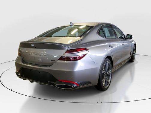 2025 Genesis G70 3.3T RWD Sport Advanced