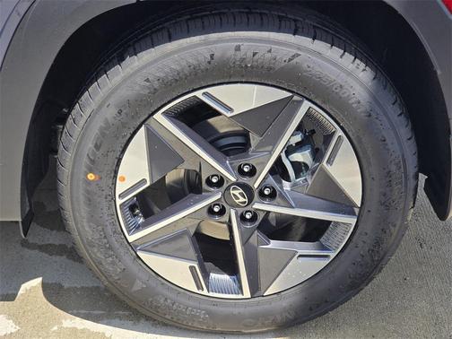 2026 Hyundai TUCSON SEL Convenience