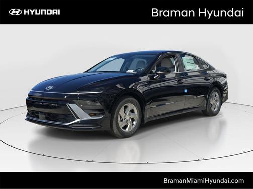 Abyss Black 2026 Hyundai SONATA SE