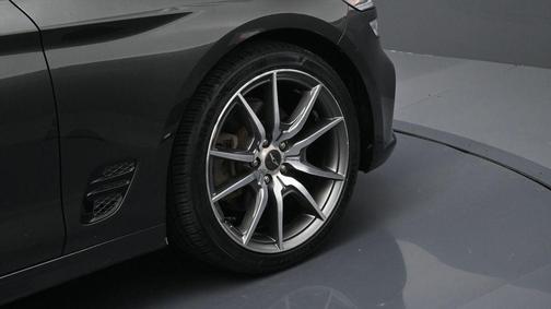 Makalu Gray 2023 Genesis G70 2.0T RWD