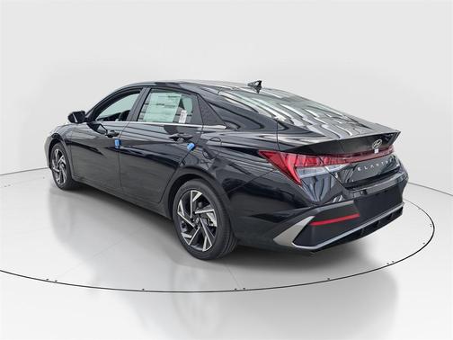 2026 Hyundai ELANTRA HEV Limited