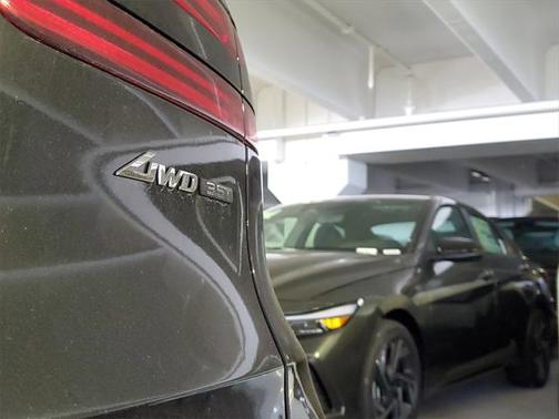 2023 Genesis GV70 3.5T AWD Sport