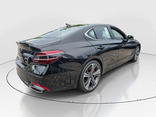 2025 Genesis G70 2.5T RWD