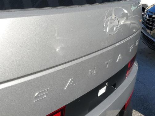 2025 Hyundai SANTA FE SEL 2.4