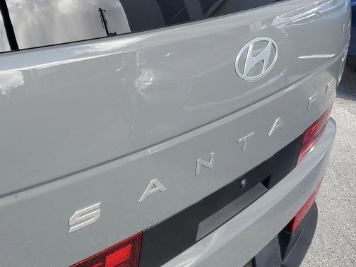 2024 Hyundai SANTA FE SE