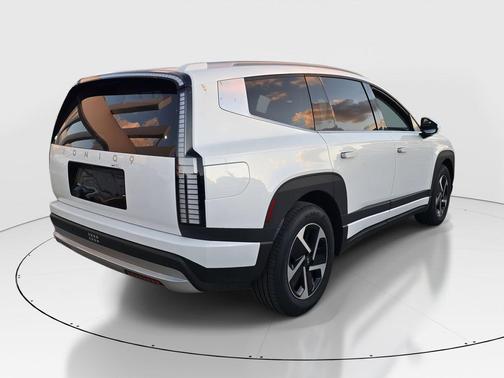 2026 Hyundai IONIQ 9 S