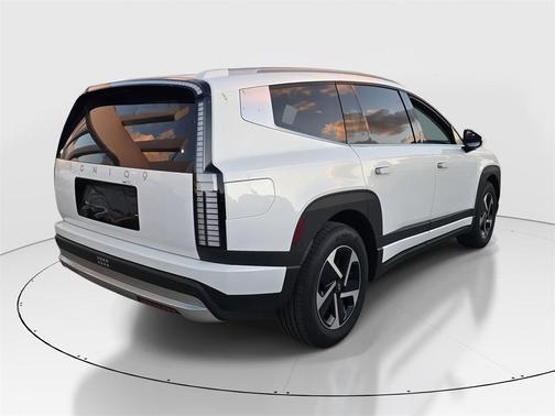 2026 Hyundai IONIQ 9 S