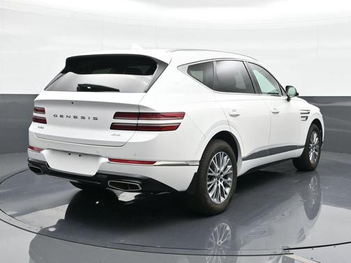 Uyuni White 2024 Genesis GV80 2.5T