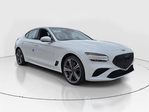 2025 Genesis G70 2.5T RWD